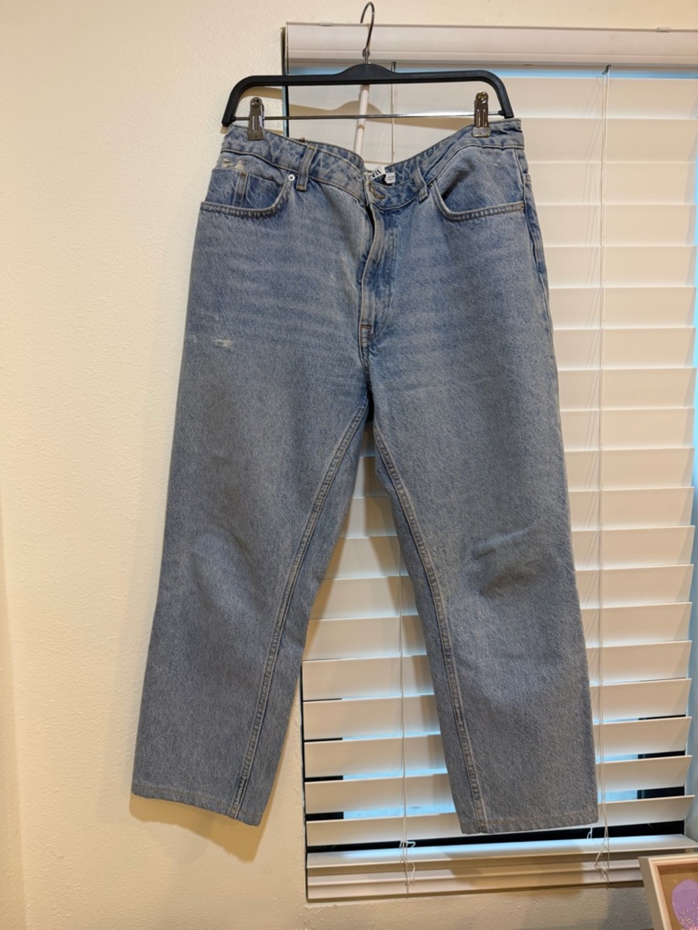 Classic Women’s Light Blue Ankle/Cropped  Jeans